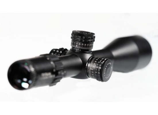 TITAN 5-25X56 FFP TITAN 5-25X56 FFP